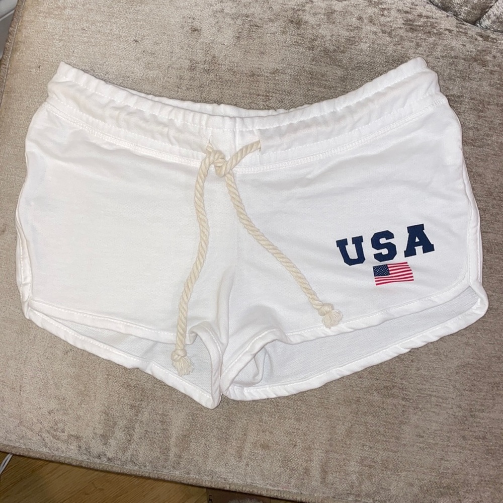 USA lounge shorts size small
